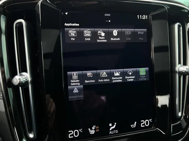 Volvo XC40 1.5 T2 R-Design 2022 Benzine 22