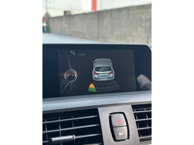 BMW 1 Serie 118I 2016 Benzine 18