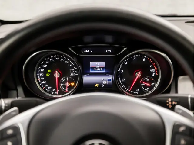 Mercedes-Benz CLA 180 AMG Sport 2018 Benzine 21