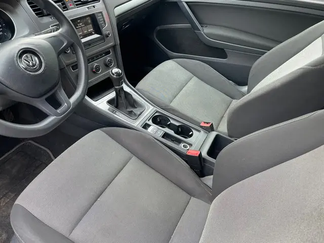 Volkswagen Golf 1.6 TDI Trendline 2015 Diesel 9
