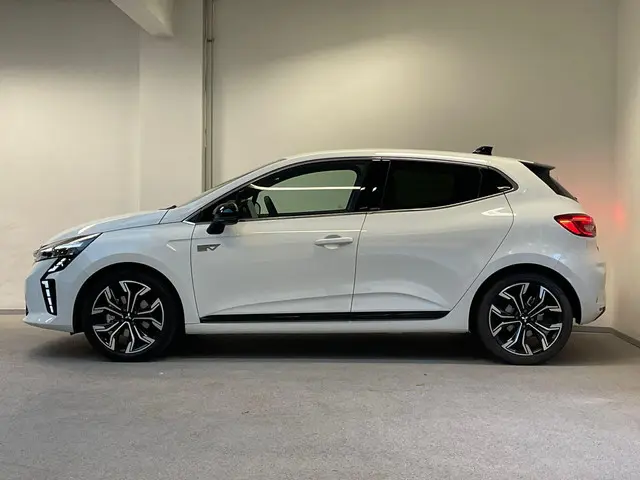 Mitsubishi Colt 1.6 HEV Intense+ 2025 Hybride Benzine 34
