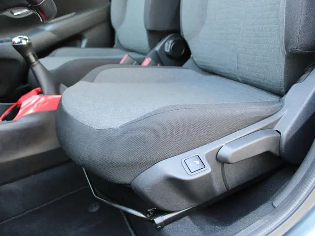 Citroën C1 1.2 PureTech Shine 2015 Benzine 14