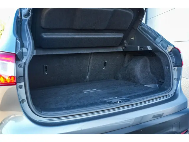 Nissan QASHQAI 1.2 Tekna 2016 Benzine 28