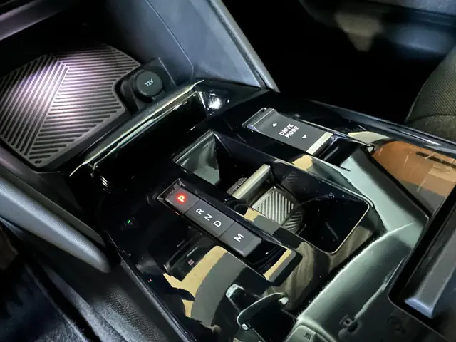 Citroën C4 1.2 Puretech Shine 2021 Benzine 9