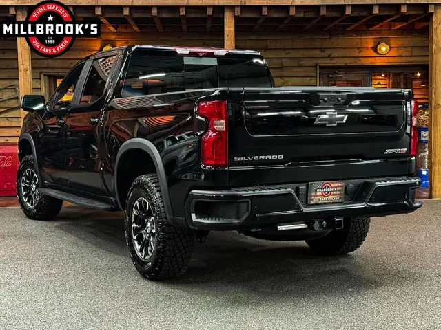 Chevrolet Silverado ZR2 2024 Benzine 7