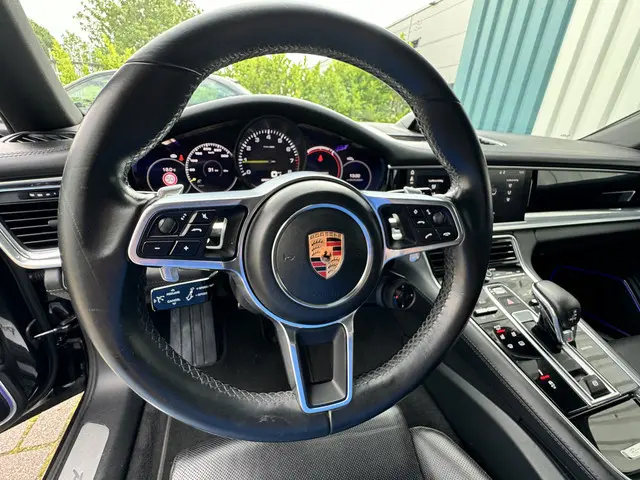 Porsche Panamera 2.9 4 E-Hybrid 2017 Hybride Benzine 16