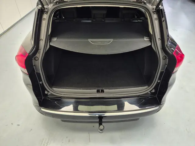 Renault Clio Estate 1.2 TCe Intens 2017 Benzine 16