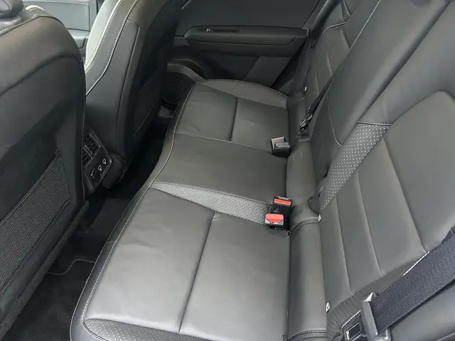 Mitsubishi ASX 1.6 PHEV AT Instyle 2023 Hybride Benzine 20