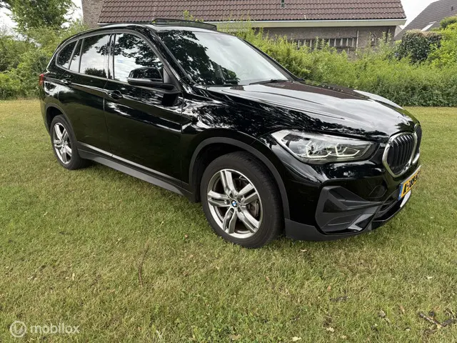 BMW X1 sDrive18i High Executive 2019 Benzine 3