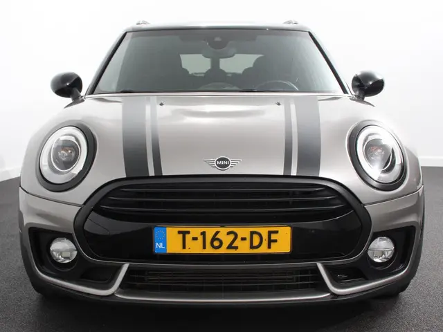 MINI Clubman 1.5 Cooper Chili Hyde Park 2018 Benzine 4
