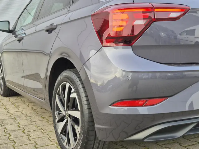 Volkswagen Polo 1.0 TSI Life 2021 Benzine 22
