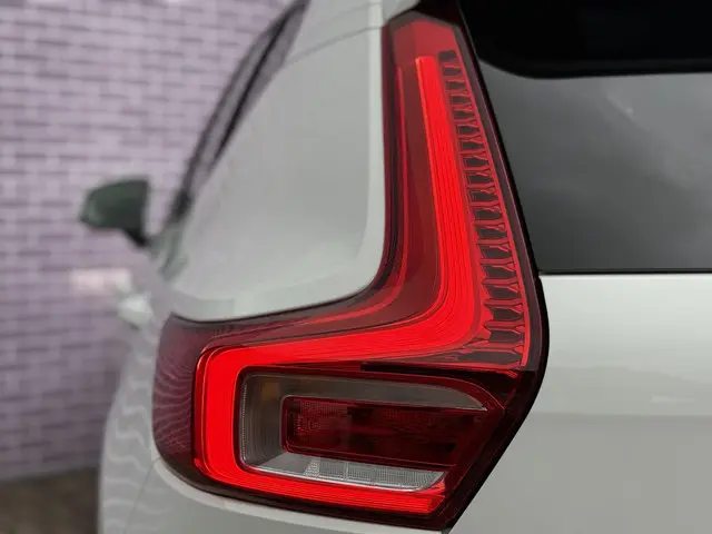 Volvo XC40 2.0 T5 AWD Intro Edition 2018 Benzine 8