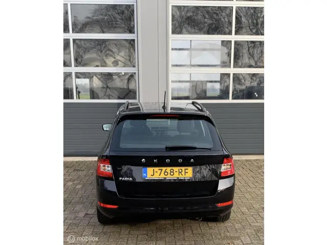 Škoda Fabia Combi 1.0 TSI Active 2020 Benzine 4