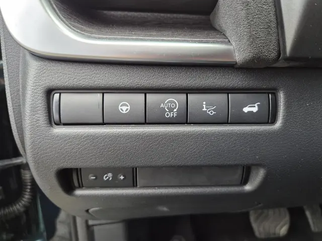 Nissan QASHQAI 1.3 MHEV Xtronic Tekna Plus 2025 Benzine 37