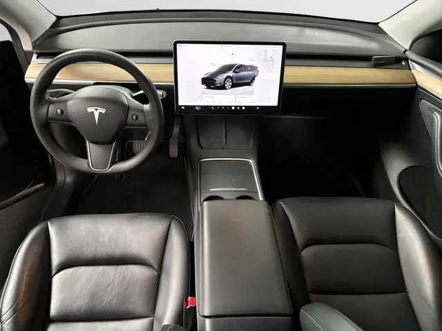 Tesla Model Y RWD 58 kWh 2023 Elektrisch 6