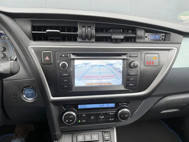 Toyota Auris 1.8 Hybrid Lease 2014 Hybride Benzine 19