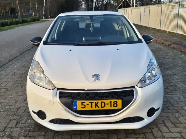 Peugeot 208 1.0 VTi Access 2014 Benzine 4