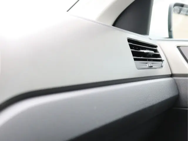 Volkswagen Polo 1.0 TSI Comfortline 2019 Benzine 46