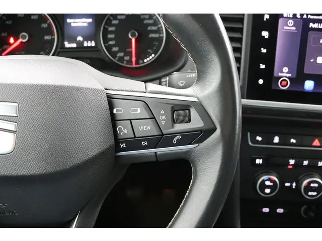 SEAT Ateca 1.0 TSI Style Business Intense 2021 Benzine 25