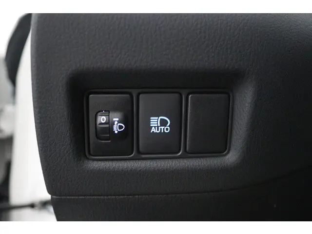 Toyota C-HR 2.0 Hybrid Dynamic 2020 Hybride Benzine 29