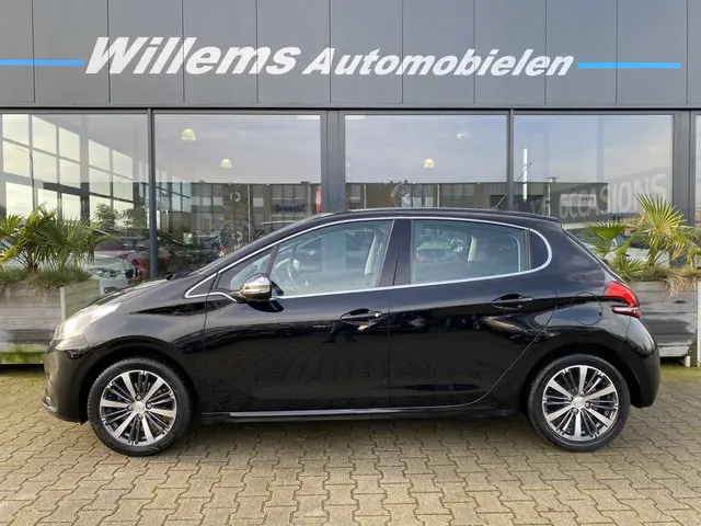 Peugeot 208 1.2 PureTech Allure 2018 Benzine 10