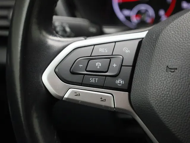 Volkswagen T-Cross 1.0TSI/115PK DSG Life 2019 Benzine 9