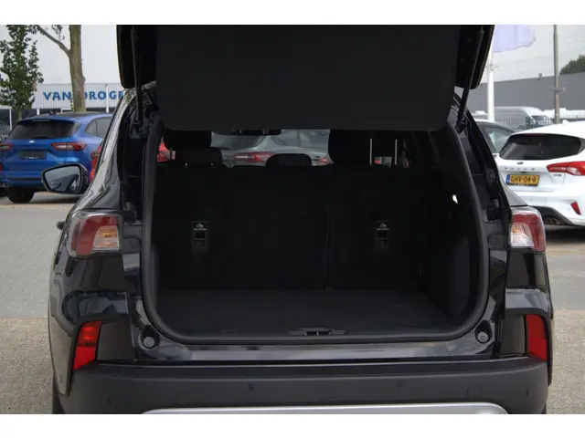 Ford Kuga 2.5 FHEV Titanium 2023 Hybride Benzine 14