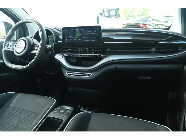Fiat 500e 42 kWh 2023 Elektrisch 3
