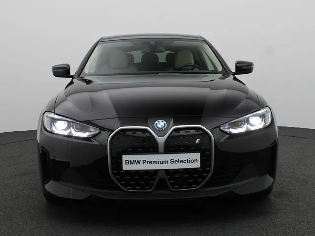 BMW i4 eDrive40 84 kWh 2022 Elektrisch 3