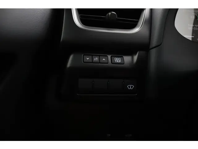 Lexus UX 300h Luxury Line 2024 Hybride Benzine 27
