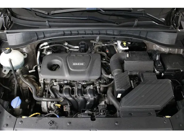 Hyundai Tucson 1.6 GDi Premium. 2016 Benzine 35