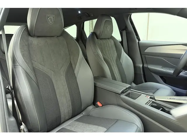 Peugeot e-308 SW GT 54 kWh 2025 Elektrisch 14