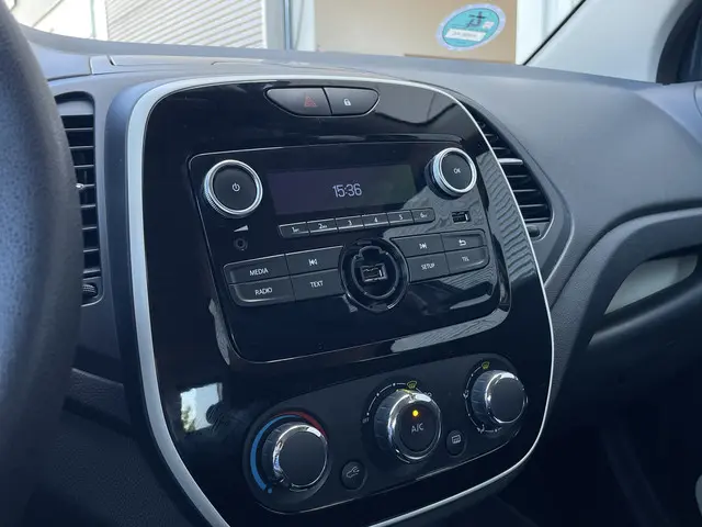 Renault Captur 0.9 TCe Life 2018 Benzine 17