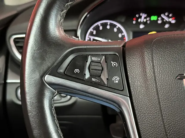 Opel Mokka X 1.4 Turbo Innovation 2018 Benzine 36