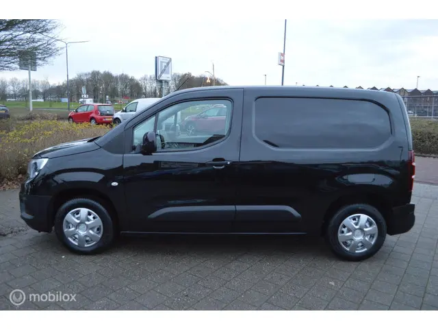 Opel Combo 1.5D L1H1 Edition 2020 Diesel 10