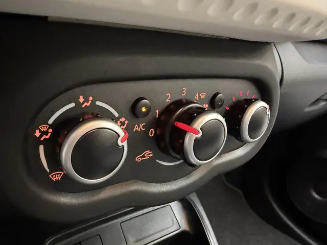 Renault Twingo 1.0 SCe Collection 2021 Benzine 22