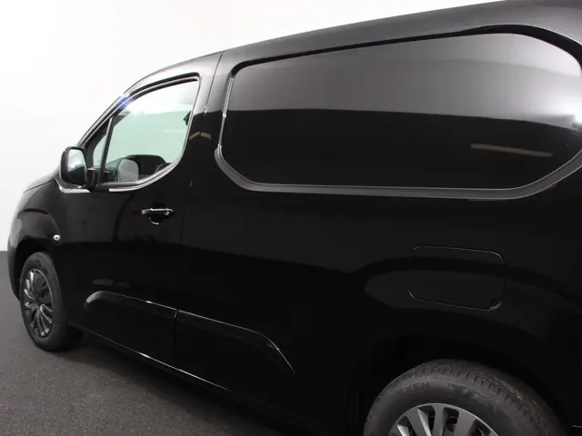 Peugeot Partner 1.5 BlueHDi 130 EAT8 S&S L2 2024 Diesel 22