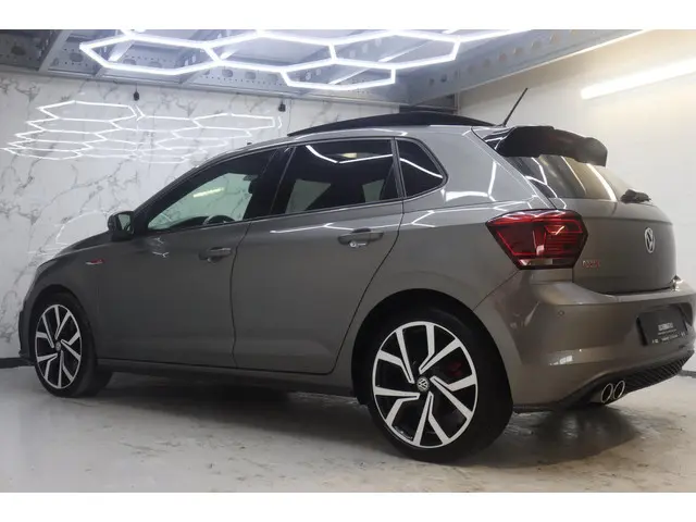 Volkswagen Polo 2.0 TSI GTI Pano ACC 2019 Benzine 12