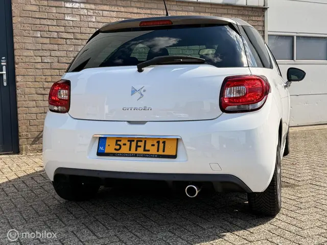 Citroën DS3 1.6 e-HDi So Chic 2014 Diesel 19