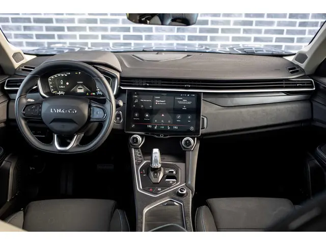 Lynk & Co 01 1.5 2023 Hybride Benzine 20
