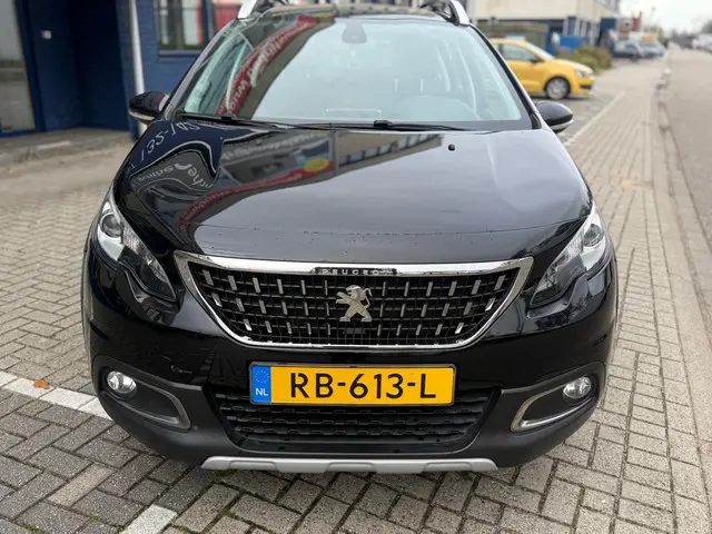 Peugeot 2008 1.2 PureTech Allure((( 90.000 km ))) 2017 Benzine 5