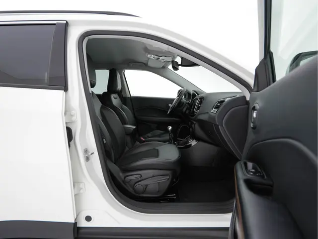 Jeep Compass 1.3T Limited 2020 Benzine 11