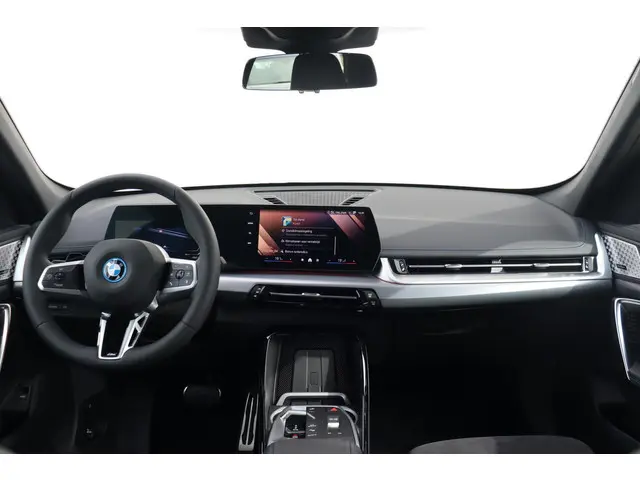 BMW iX1 eDrive20 67 kWh 2024 Elektrisch 15