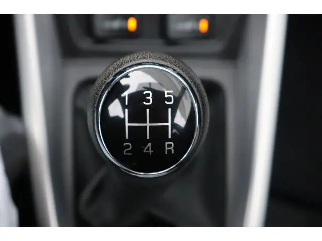 Suzuki Vitara 1.6 Exclusive 2018 Benzine 14