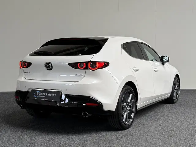 Mazda 3 2.0 e-SkyActiv-G M Hybrid 122 Luxury 2020 Benzine 3