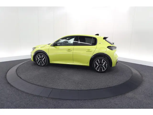 Peugeot 208 Hybrid 136 e-DCS6 GT 2024 Hybride Benzine 68
