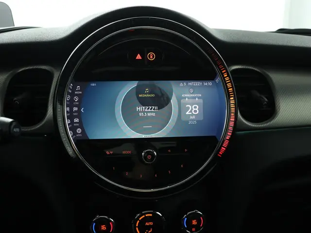 MINI Electric Mini MINI Yours 33 kWh 2023 Elektrisch 7