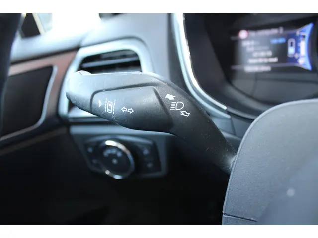 Ford Mondeo 2.0 IVCT HEV Titanium 2016 Hybride Benzine 10