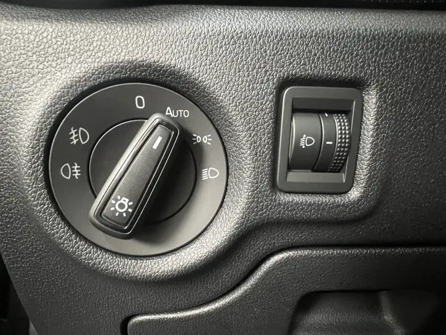 Škoda Fabia 1.0 TSI Selection 116 PK DSG 2024 Benzine 27