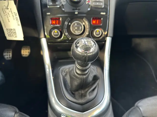 Peugeot 308 CC 1.6 THP Roland Garros 2013 Benzine 14